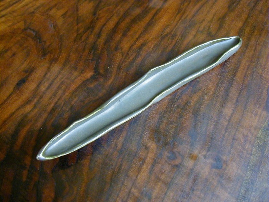 Long Plain Straight Olive